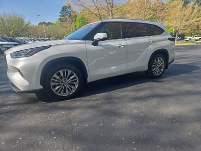 2026 Toyota Highlander Platinum