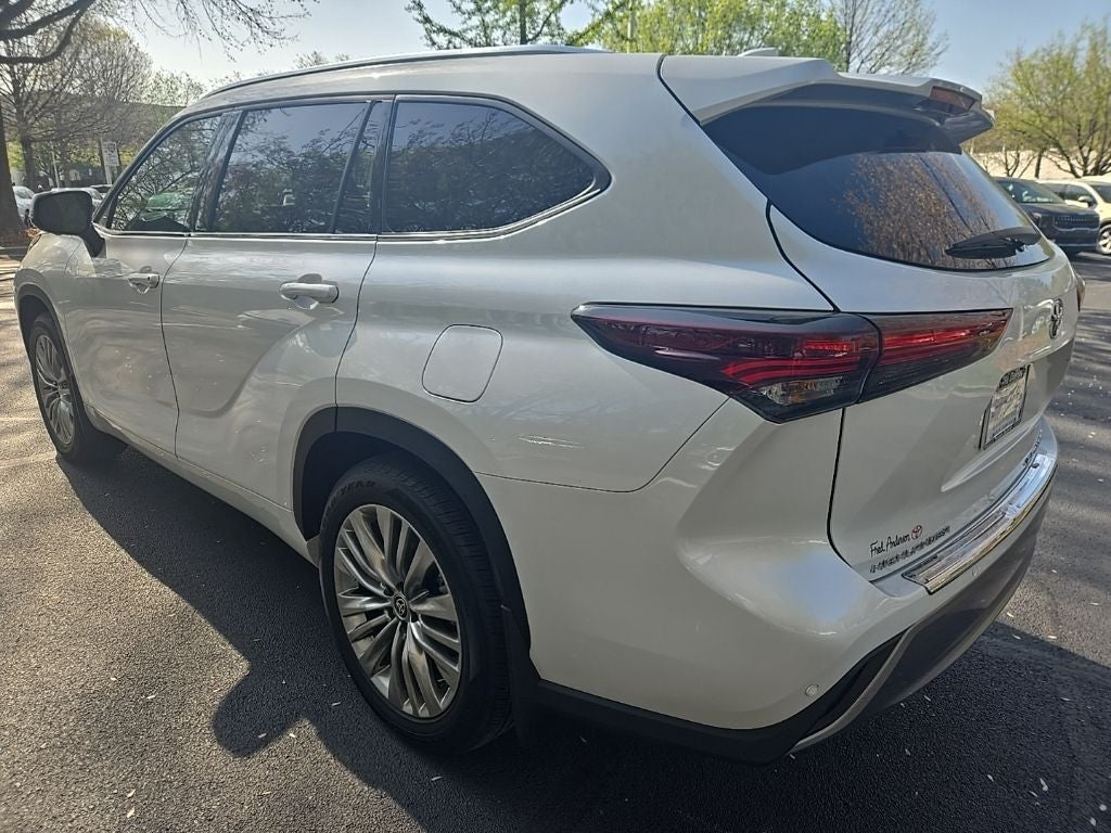 2026 Toyota Highlander Platinum