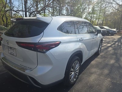 2026 Toyota Highlander Platinum