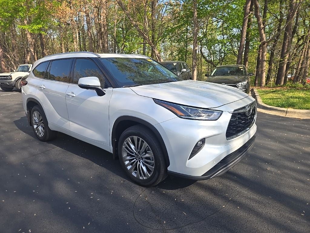 2026 Toyota Highlander Platinum