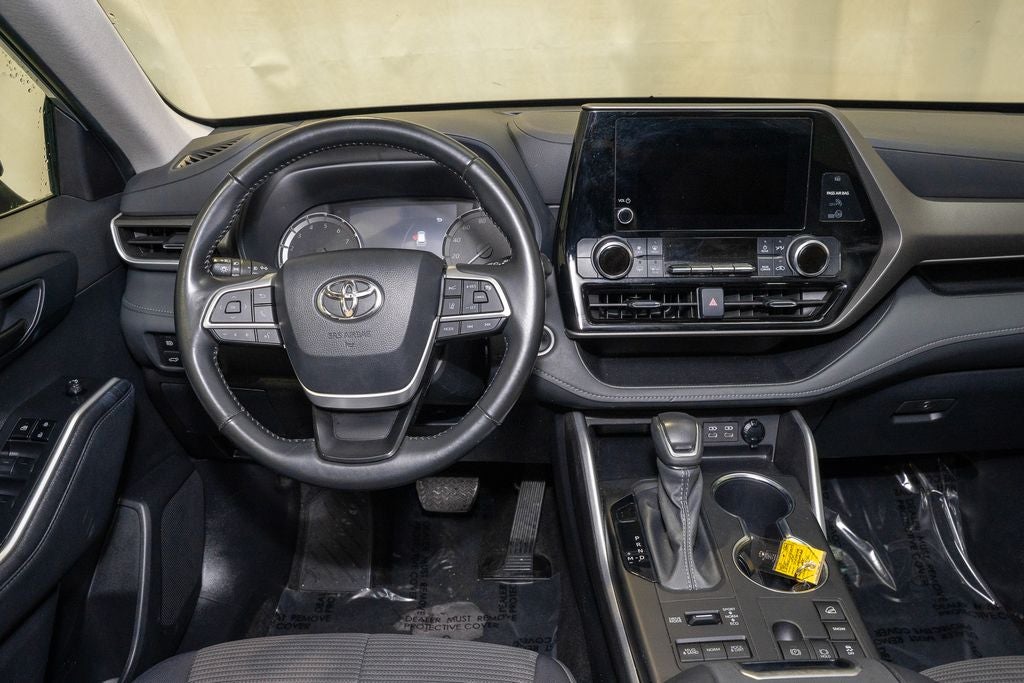 2024 Toyota Highlander LE