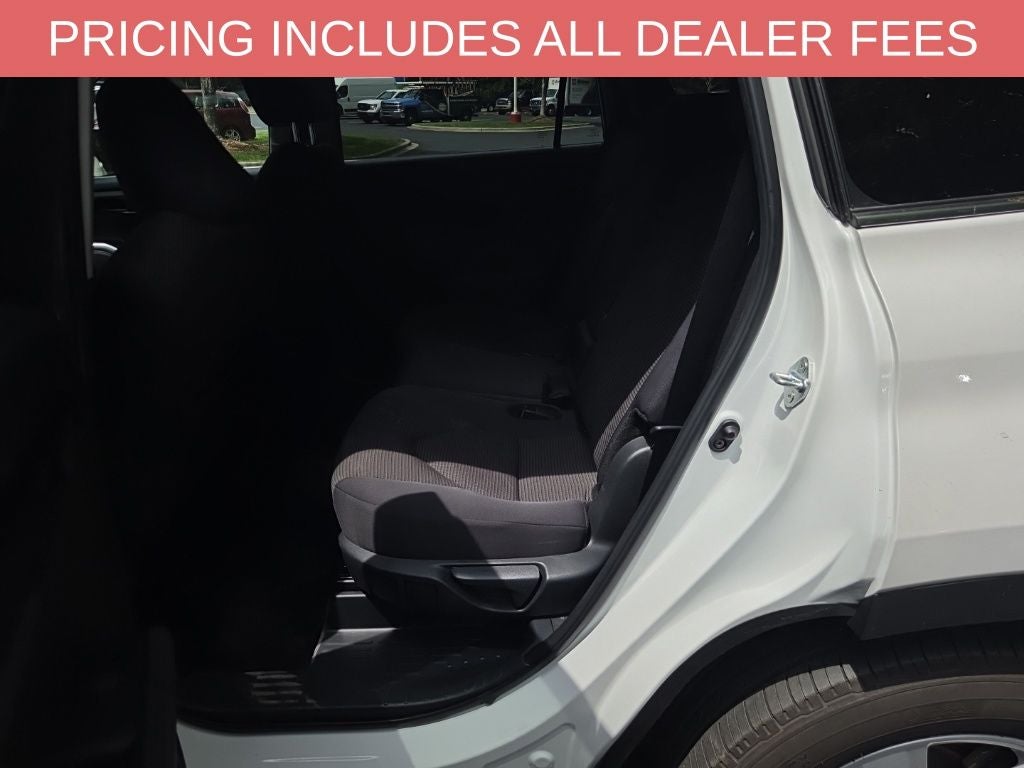 2025 Toyota Highlander LE