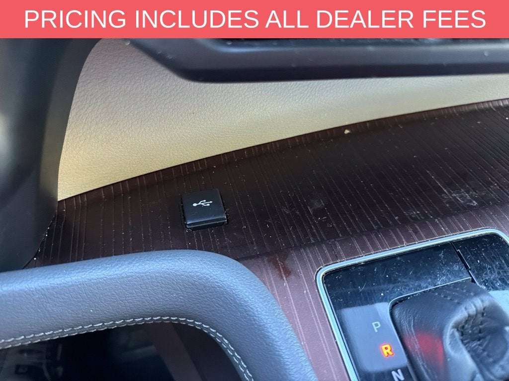 2022 Toyota Sienna LE 8 Passenger