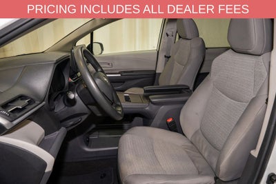 2024 Toyota Sienna LE 8 Passenger