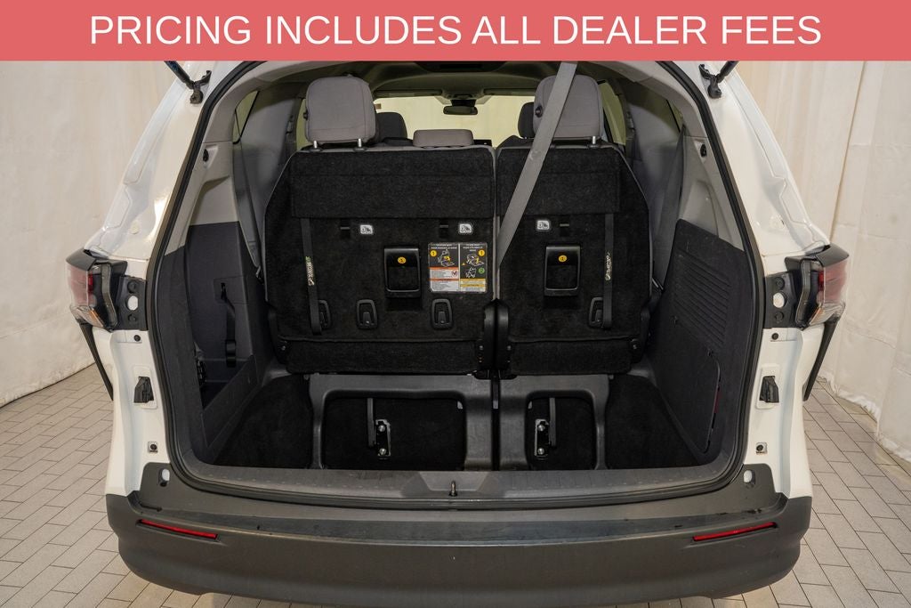 2024 Toyota Sienna LE 8 Passenger