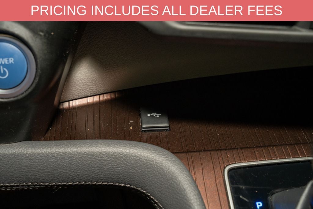 2022 Toyota Sienna LE 8 Passenger