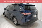 2022 Toyota Sienna LE 8 Passenger