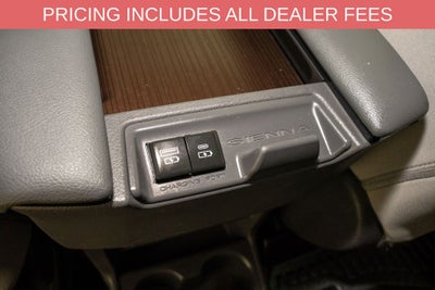 2022 Toyota Sienna LE 8 Passenger
