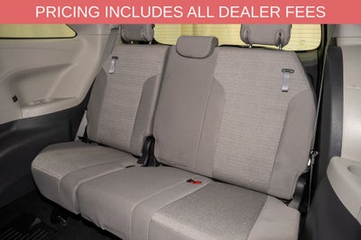 2022 Toyota Sienna LE 8 Passenger