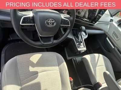 2021 Toyota Sienna LE