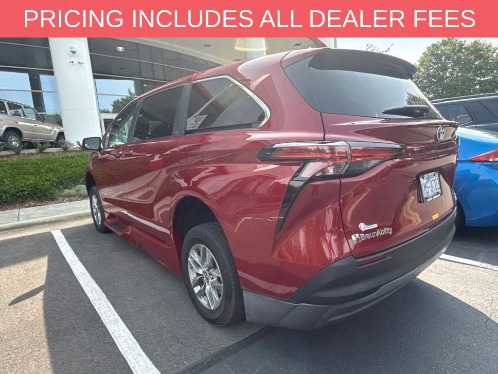 2021 Toyota Sienna LE