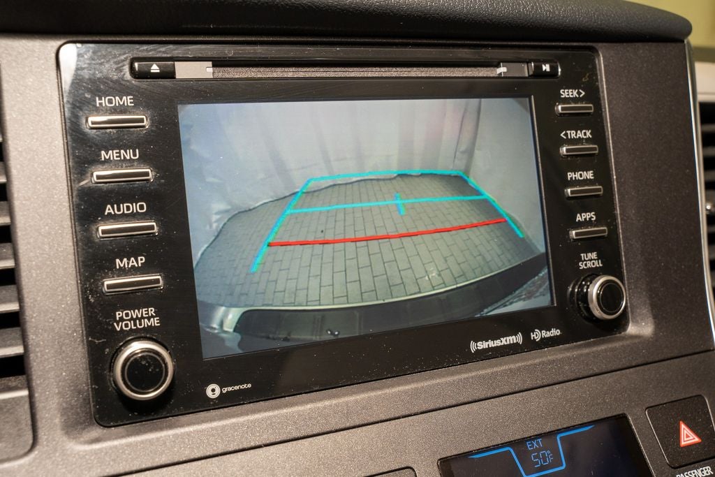 2019 Toyota Sienna LE 8 Passenger