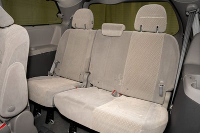 2019 Toyota Sienna LE 8 Passenger