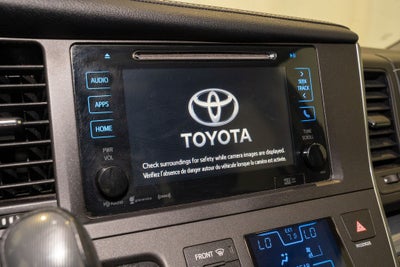 2017 Toyota Sienna SE Premium 7 Passenger