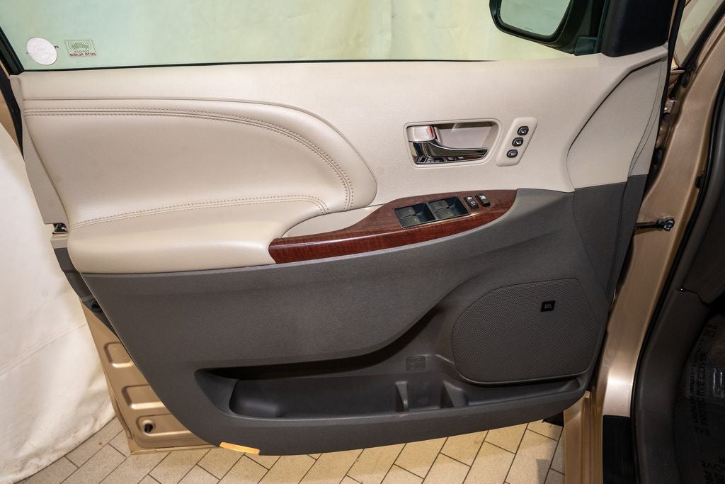 2013 Toyota Sienna Limited