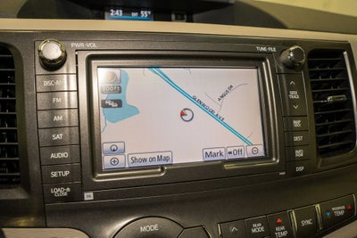 2014 Toyota Sienna XLE 7 Passenger