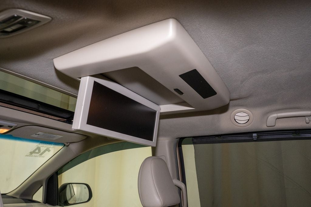 2014 Toyota Sienna XLE 7 Passenger