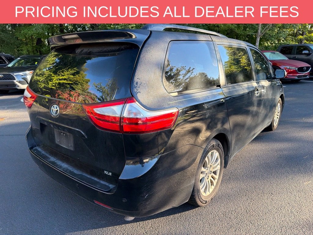 2016 Toyota Sienna XLE Premium 8 Passenger