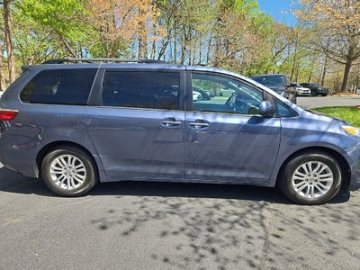 2016 Toyota Sienna XLE Premium 7 Passenger