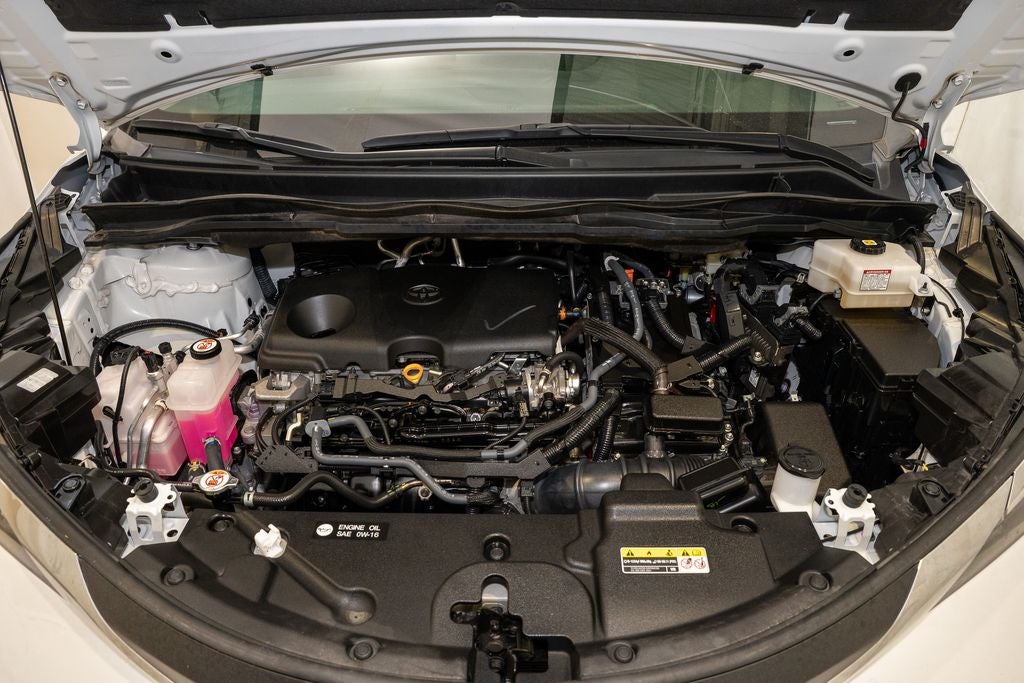 2023 Toyota Sienna XLE 8 Passenger