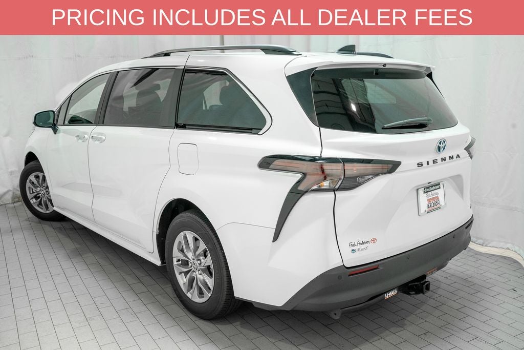 2025 Toyota Sienna XLE 7 Passenger