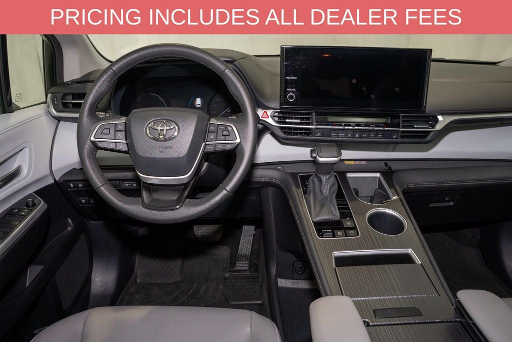 2025 Toyota Sienna XLE 7 Passenger