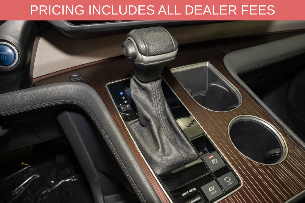 2023 Toyota Sienna XLE 7 Passenger