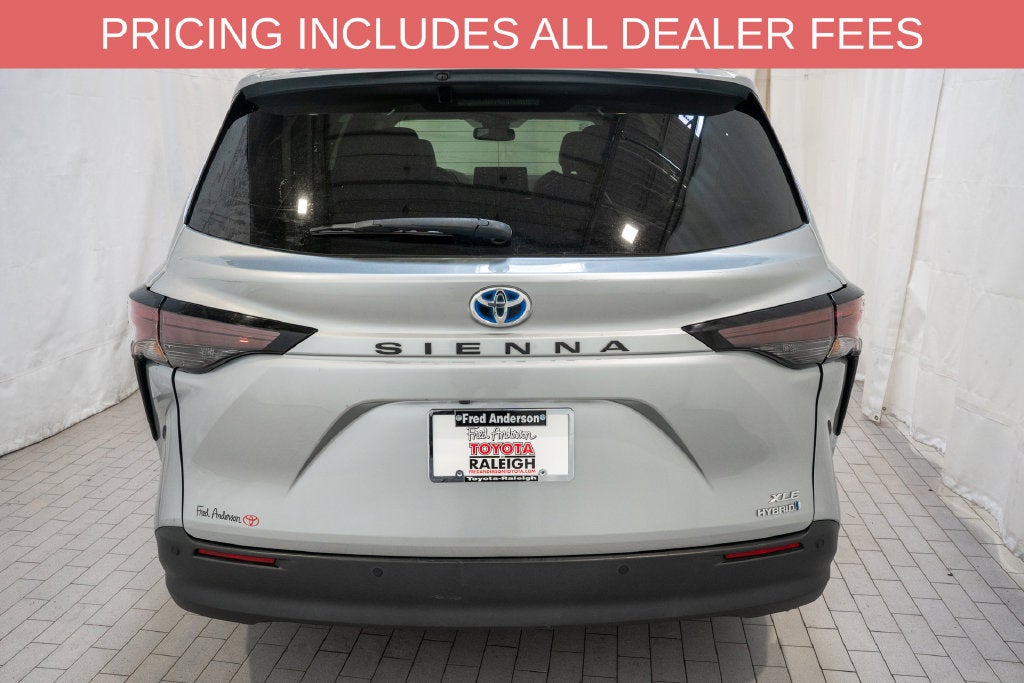 2023 Toyota Sienna XLE 7 Passenger