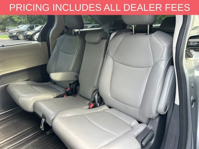 2023 Toyota Sienna XLE 8 Passenger