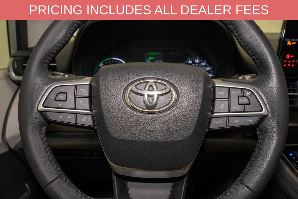 2023 Toyota Sienna XLE 8 Passenger