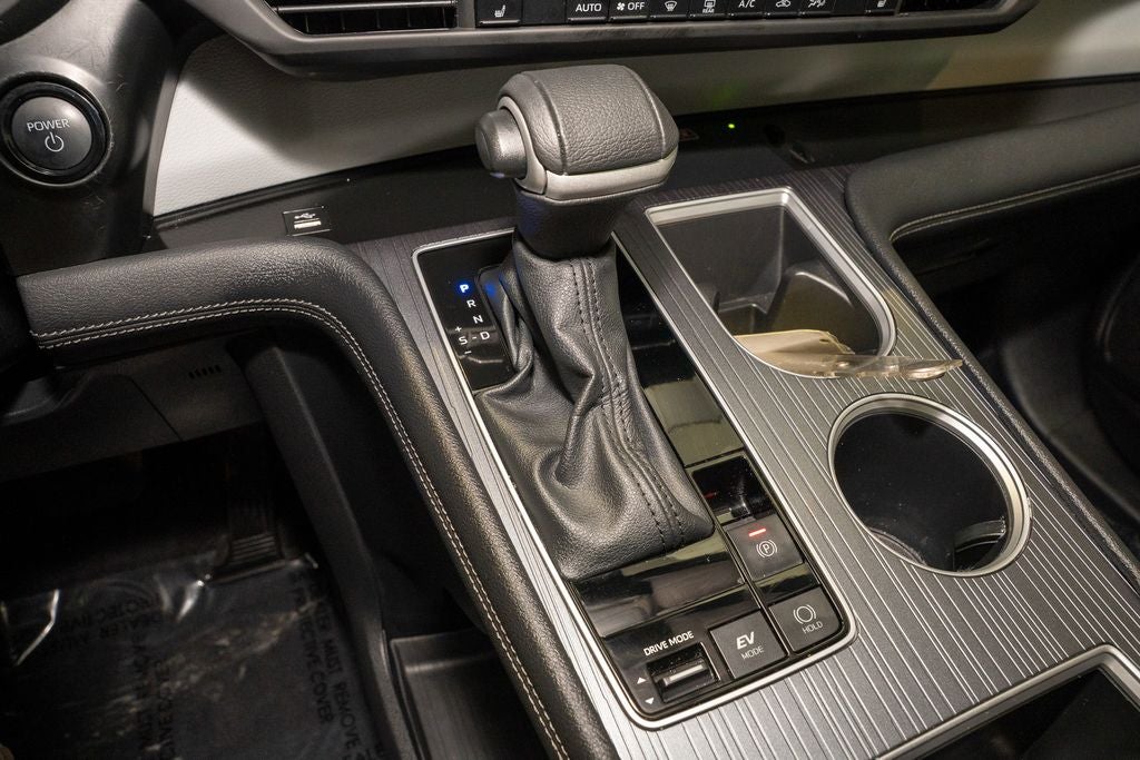 2025 Toyota Sienna XLE 8 Passenger