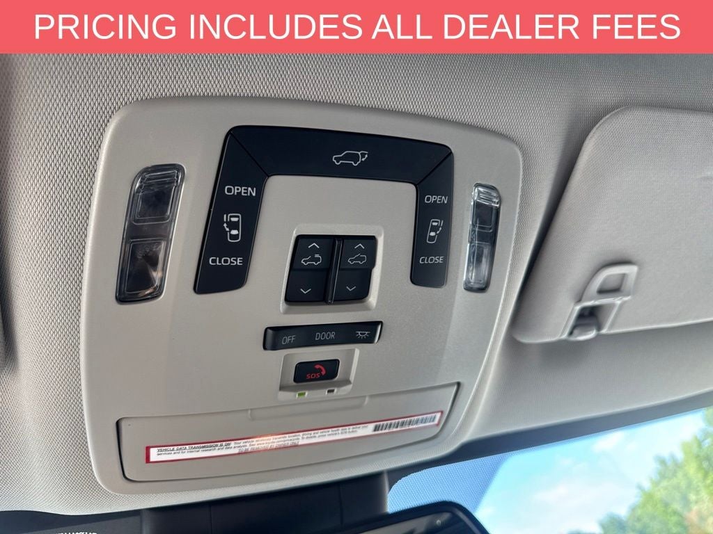 2021 Toyota Sienna XLE 8 Passenger