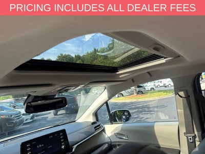 2021 Toyota Sienna XLE 8 Passenger