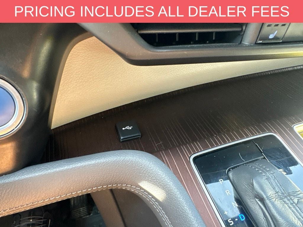 2021 Toyota Sienna XLE 8 Passenger