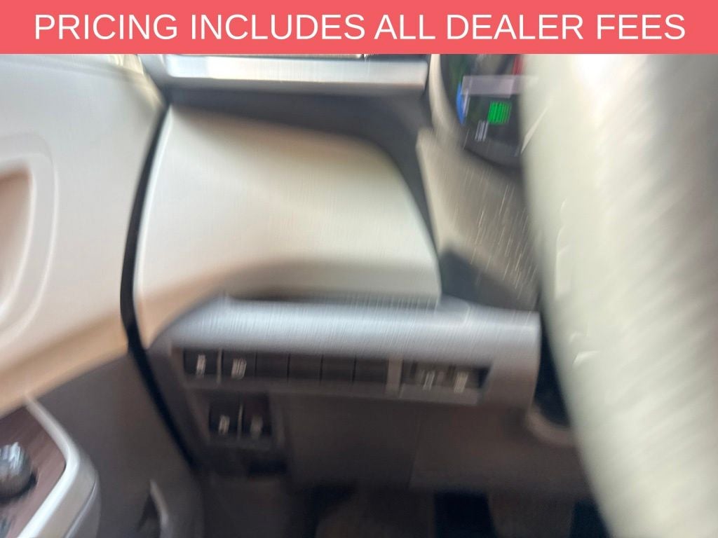 2021 Toyota Sienna XLE 8 Passenger