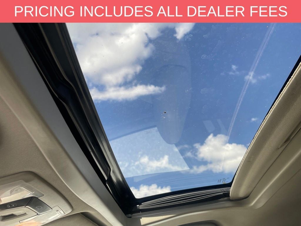 2017 Toyota Sienna XLE 8 Passenger