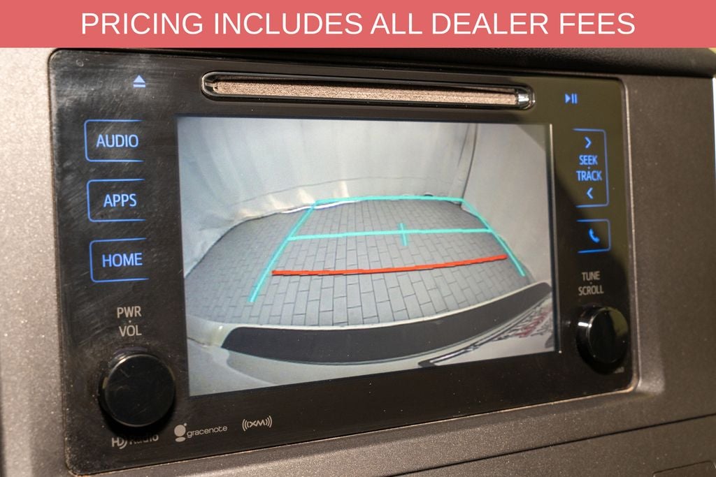 2017 Toyota Sienna XLE 8 Passenger