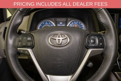 2017 Toyota Sienna XLE 8 Passenger