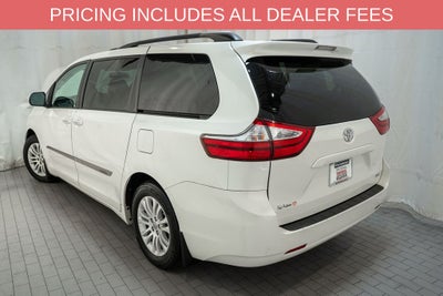 2017 Toyota Sienna XLE 8 Passenger