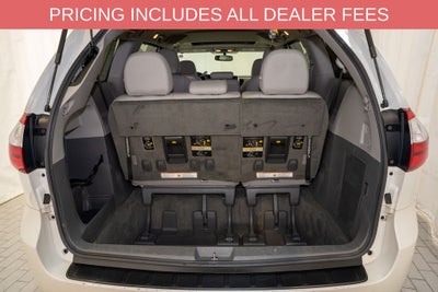 2017 Toyota Sienna XLE 8 Passenger