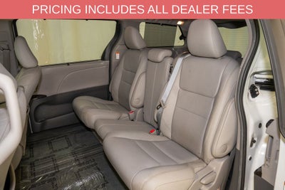 2017 Toyota Sienna XLE 8 Passenger