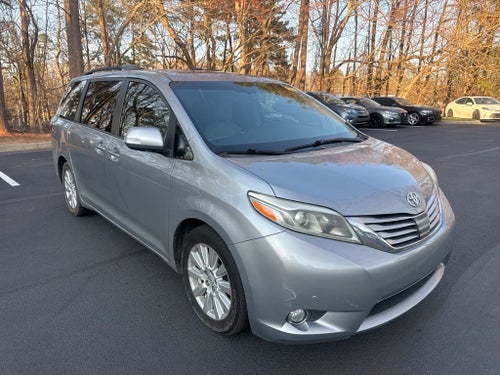 2017 Toyota Sienna Limited Premium 7 Passenger
