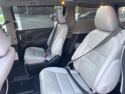 2017 Toyota Sienna Limited Premium 7 Passenger