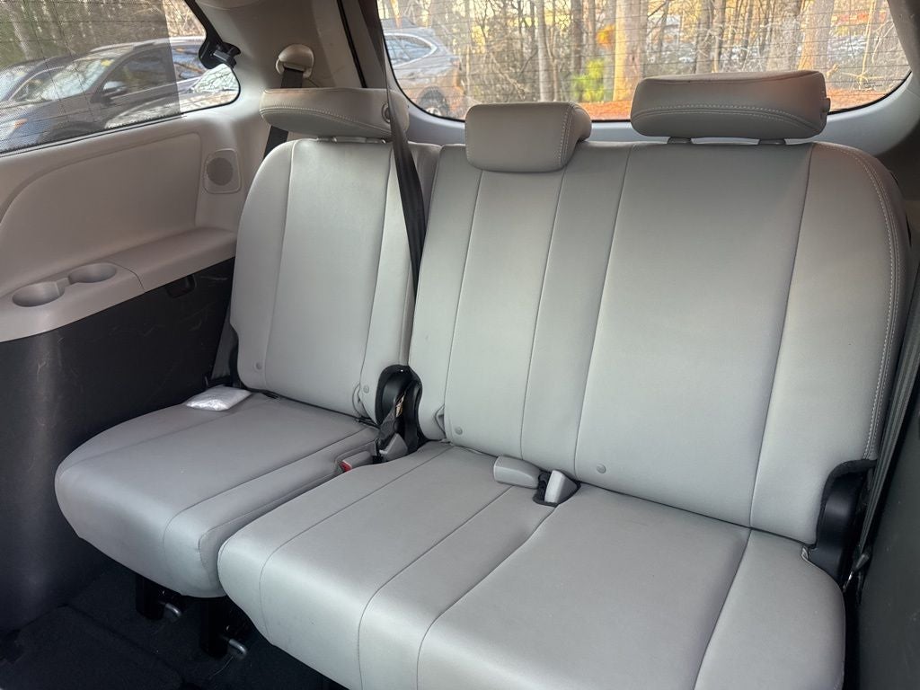 2017 Toyota Sienna Limited Premium 7 Passenger