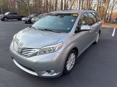 2017 Toyota Sienna Limited Premium 7 Passenger