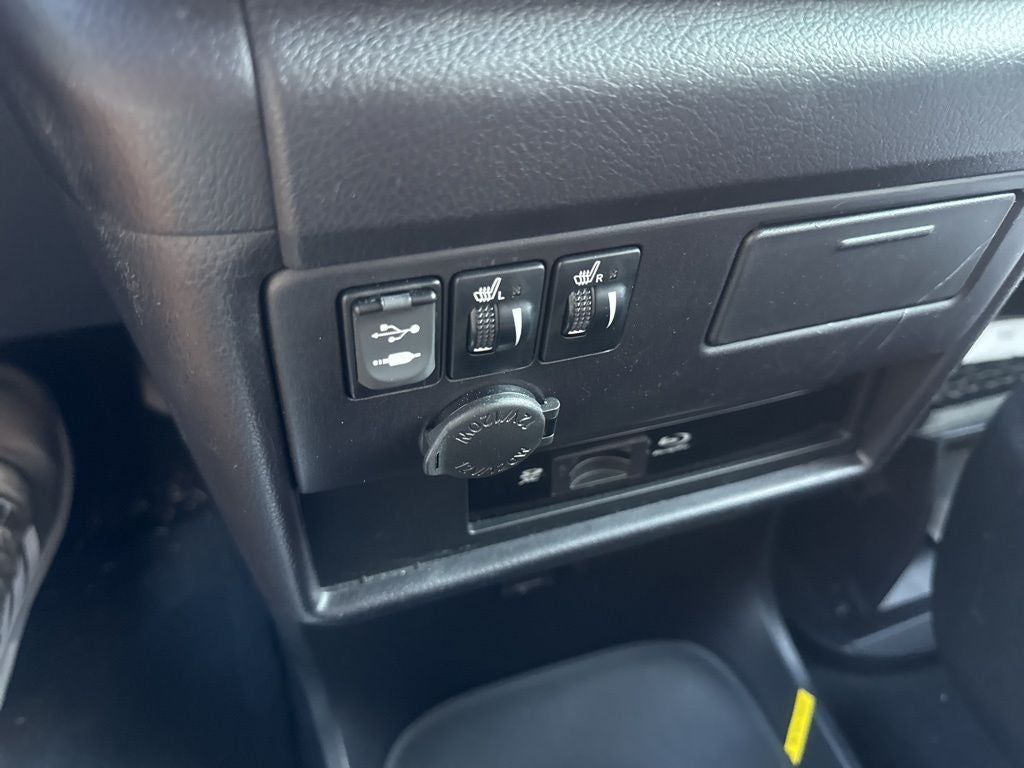 2017 Toyota Sienna Limited Premium 7 Passenger