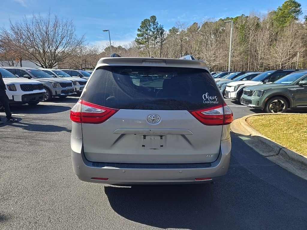 2017 Toyota Sienna XLE 7 Passenger
