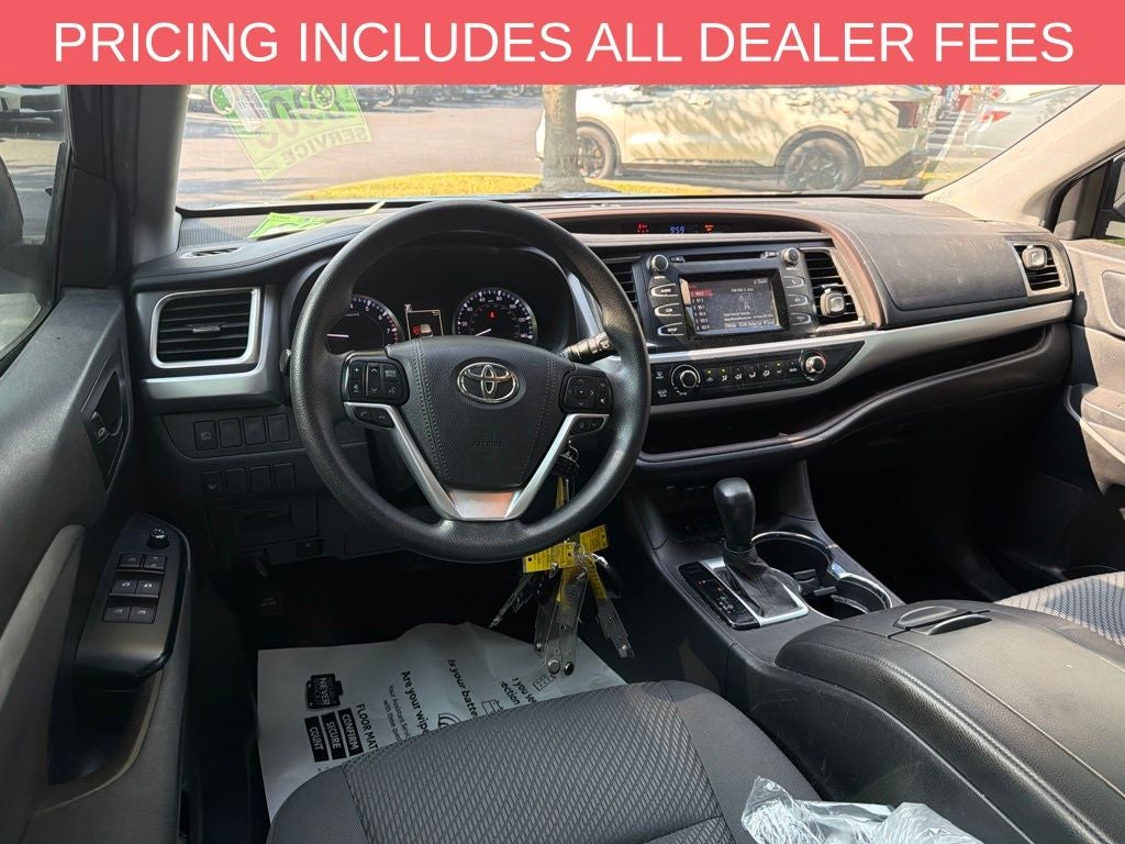 2019 Toyota Highlander LE