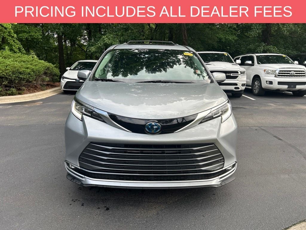 2021 Toyota Sienna Limited 7 Passenger