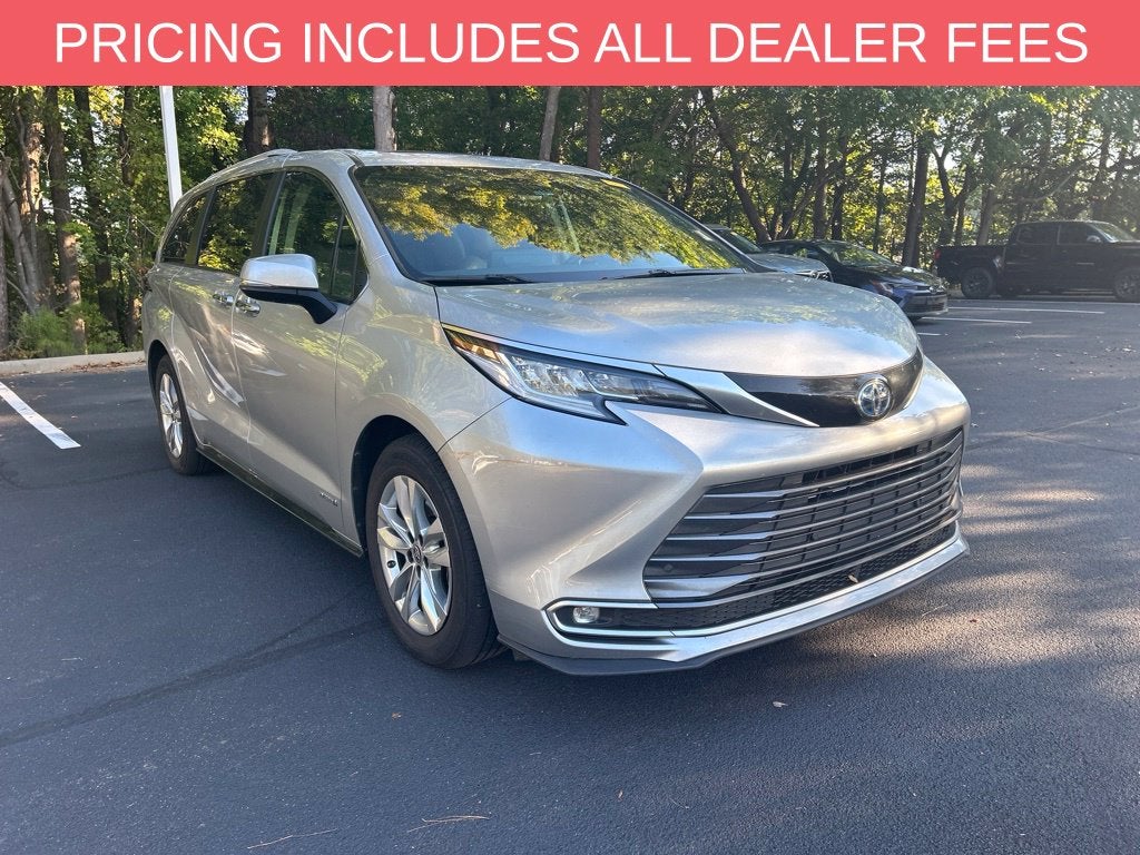 2021 Toyota Sienna Limited 7 Passenger